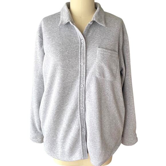 NWOT ~ CISONO Outerwear Gray Fleece Pockets Button Up Jacket Top ~ Women's XL - Picture 2 of 5